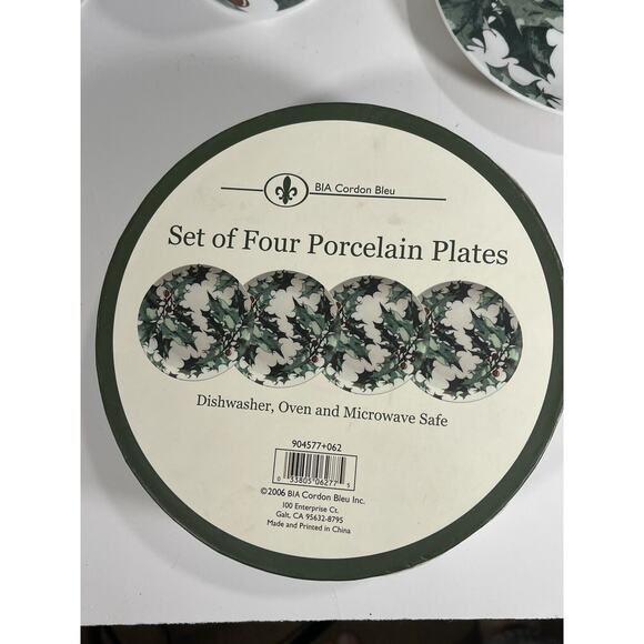 BIA Cordon Bleu Porcelain Christmas 4 Mugs & 4 Plates Holly Dinner Berries Set - Picture 9 of 12